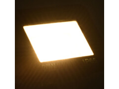  LED reflektor 20 W teplé bílé světlo