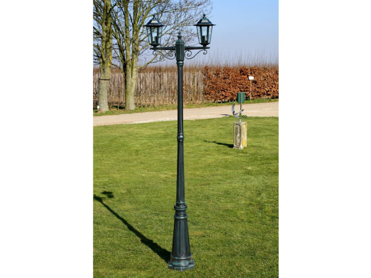  Zahradní lampa vysoká 2 ramena 215 cm tmavě zelená/černá hliník
